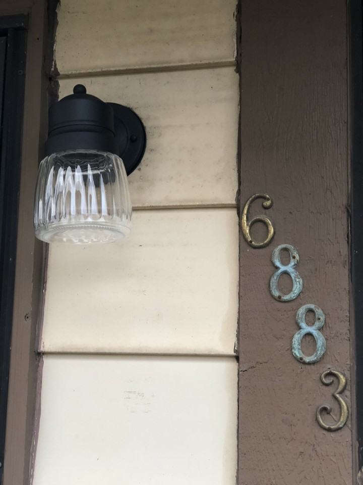 Mailbox #6 - Photo 2 of 10