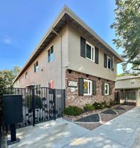 MIDTOWN APARTMENT - Photo 1 of 1