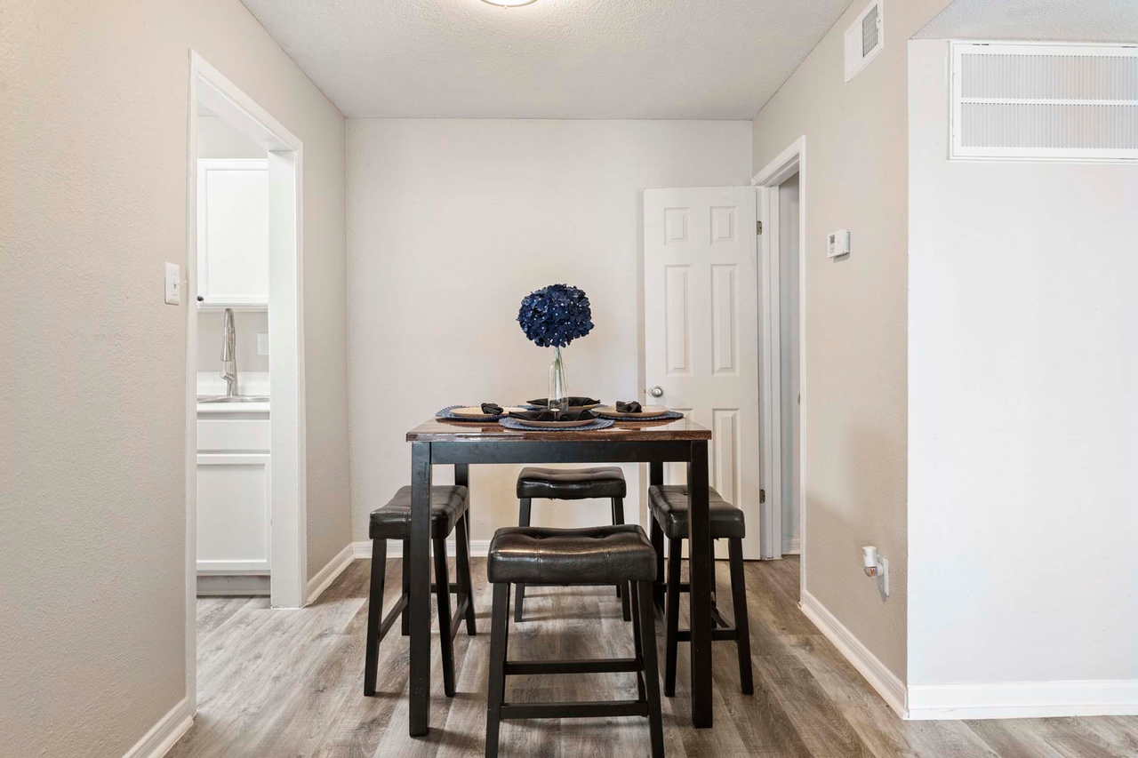 Pines at Humble Park - Photo 3 of 34