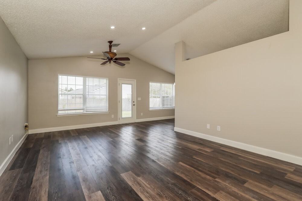 1641 Sugarpine Dr - Photo 6 of 16