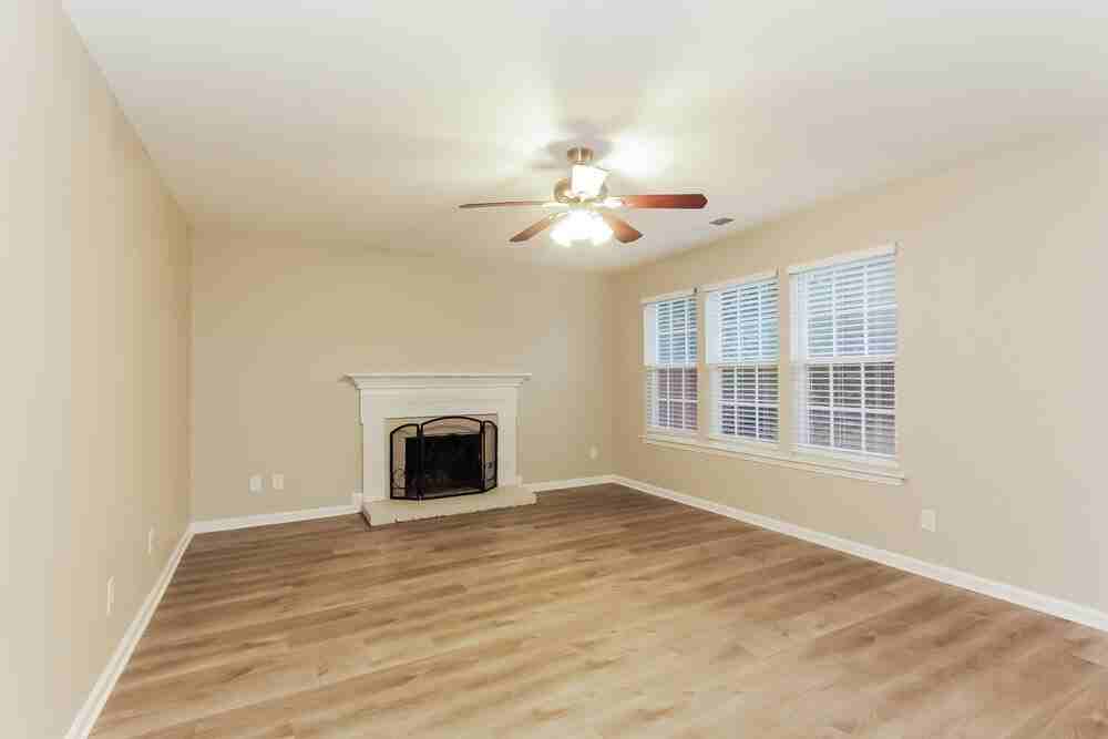 9735 Baxter Caldwell Dr - Photo 6 of 17