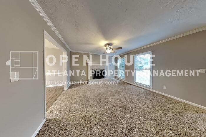 795 Whitehall Way - Photo 4 of 22