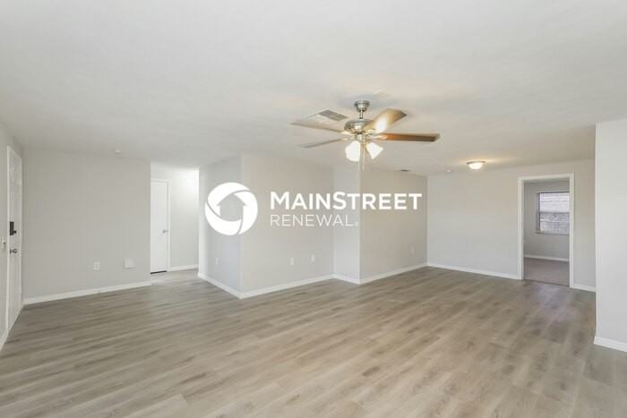 6022 Halifax Dr - Photo 2 of 16