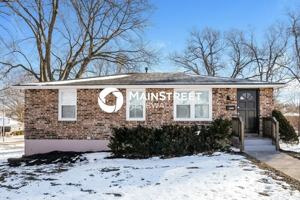 featured image of 11515 N Charlotte St