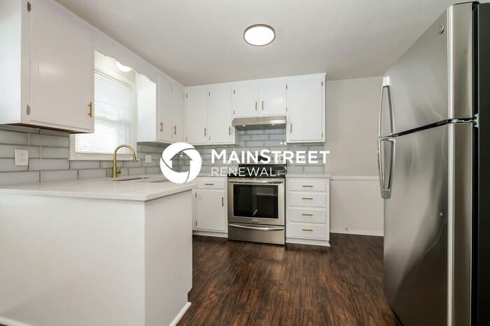 11515 N Charlotte St - Photo 7 of 18