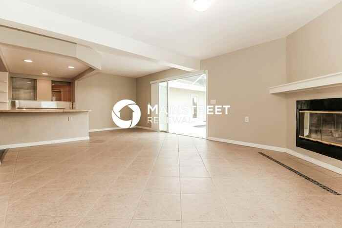 7548 Anaheim Ave - Photo 7 of 16