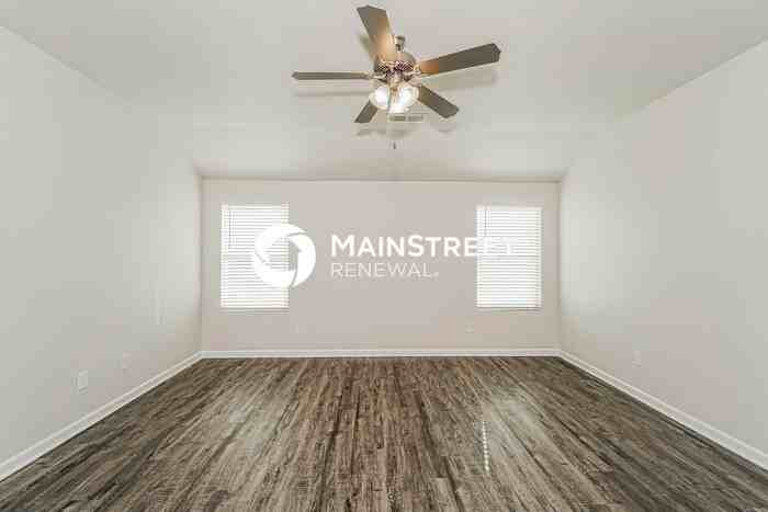 136 Hunters Cv - Photo 4 of 17