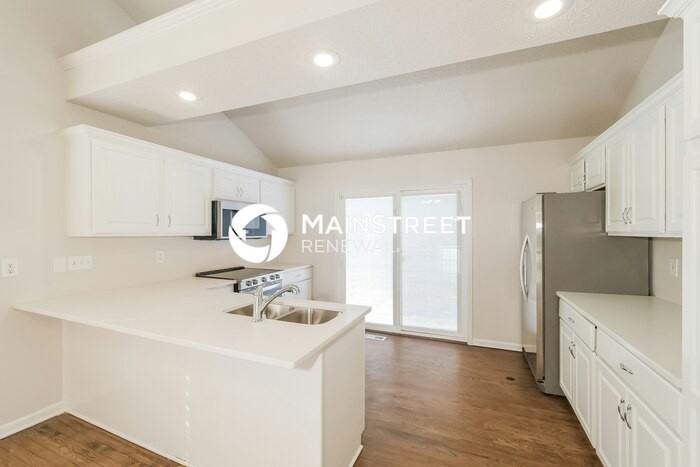 19098 W 164th Ter - Photo 5 of 20