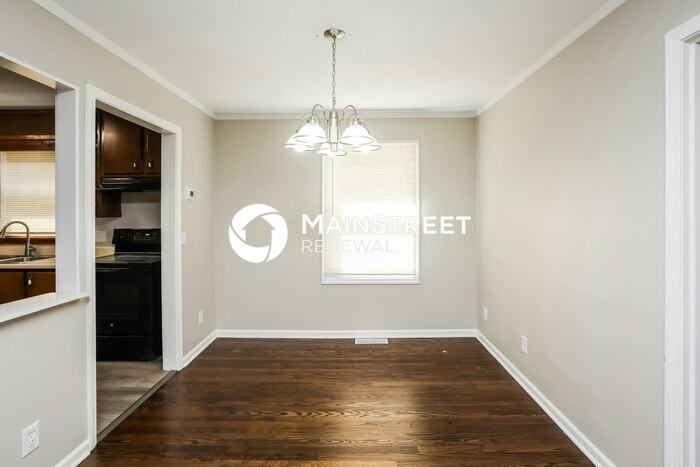 7306 Reeds Rd - Photo 6 of 17