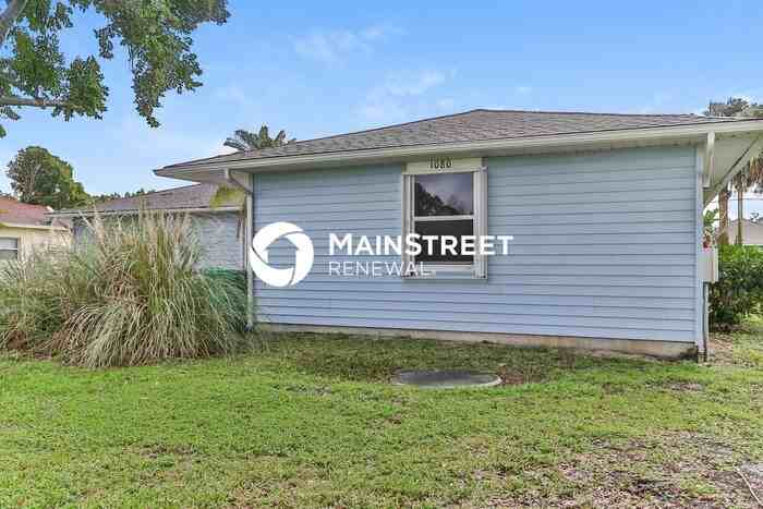 1080 Sw Colorado Ave - Photo 3 of 16