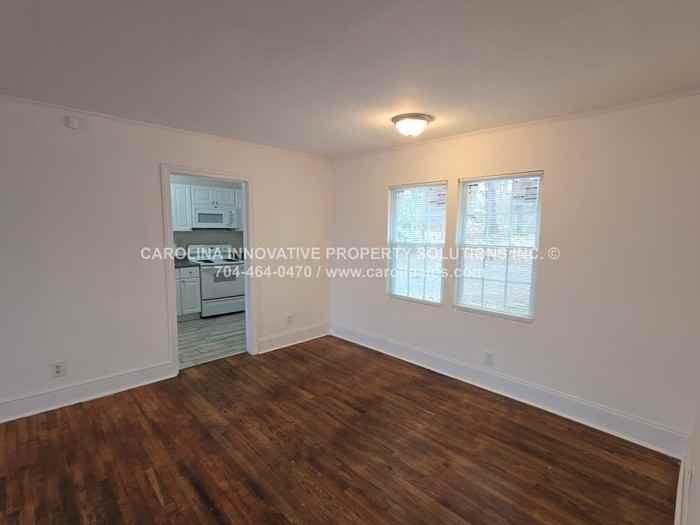 2711 Beech Nut Rd - Photo 5 of 15