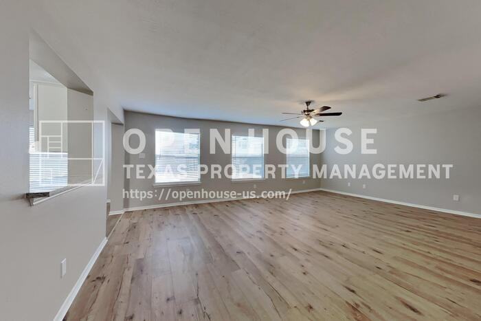 4818 Twisting Rd - Photo 4 of 25