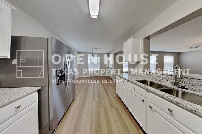 4818 Twisting Rd - Photo 6 of 25