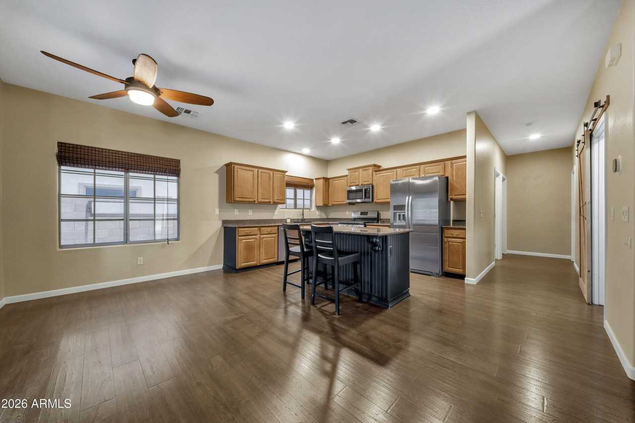 3635 N 132nd Dr - Photo 5 of 19