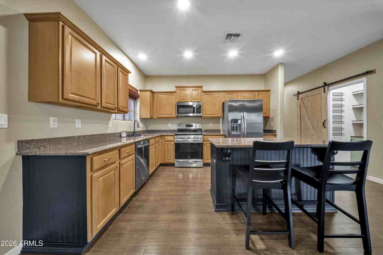 3635 N 132nd Dr - Photo 6 of 19