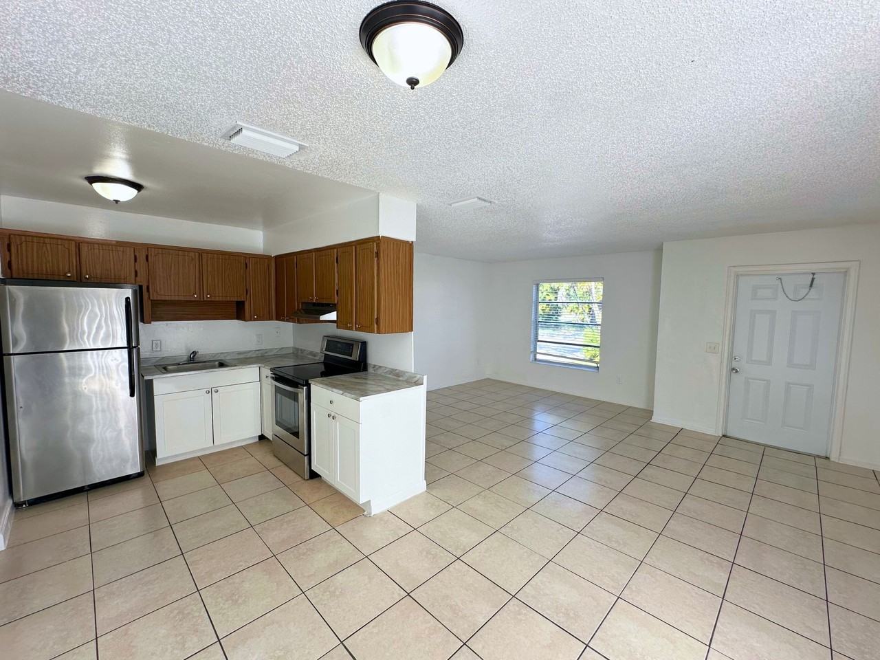 4800 Serafica Drive - Photo 6 of 19