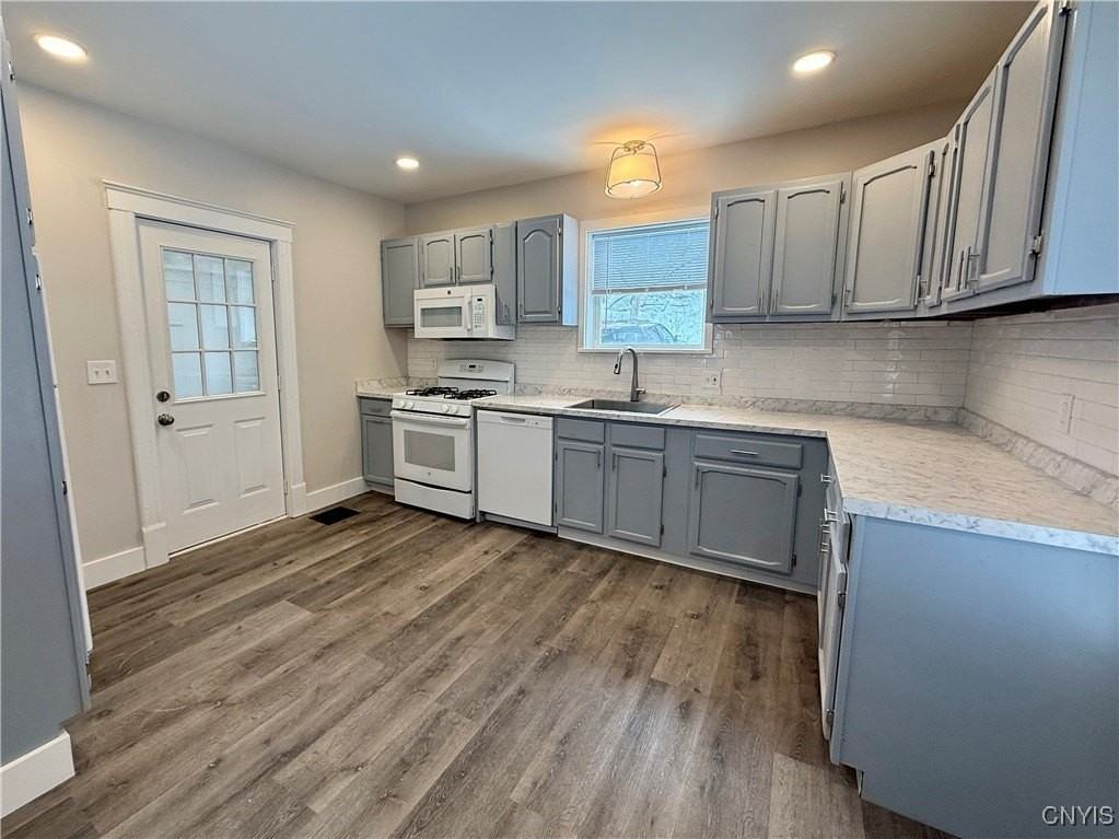 213 W Main St - Photo 2 of 20