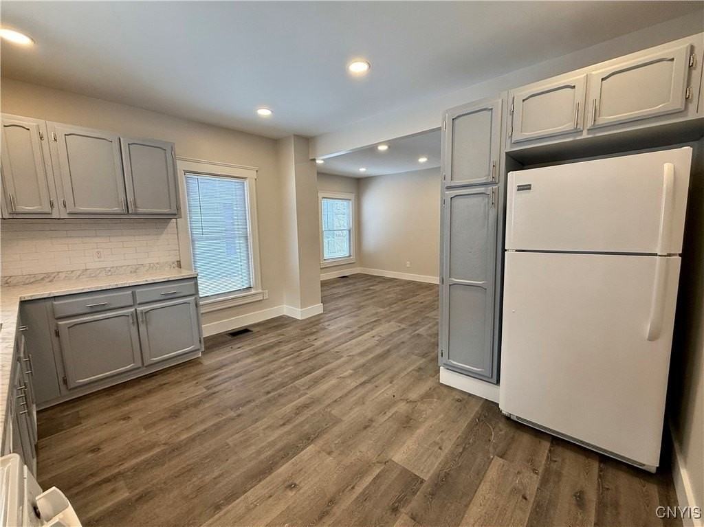 213 W Main St - Photo 3 of 20