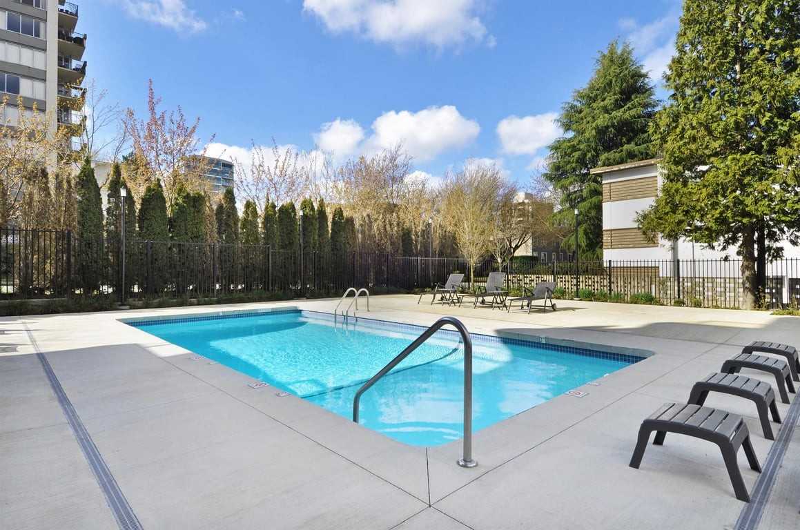 Skyline - Photo 6 of 50