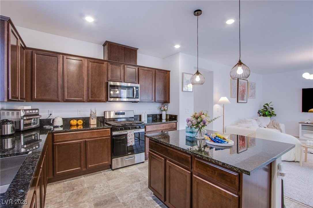 7378 Crown Landing St - Photo 2 of 24