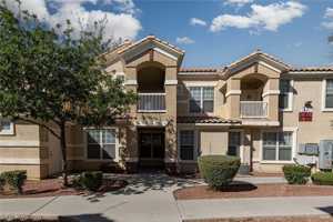 featured image of 5855 Valley Dr #1109