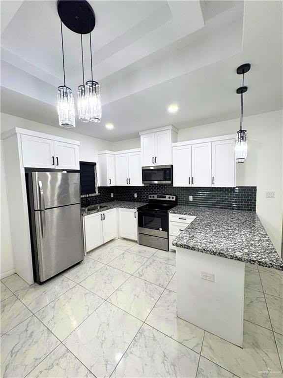 912 N Woodson Ave Apt 2 #2 - Photo 3 of 17