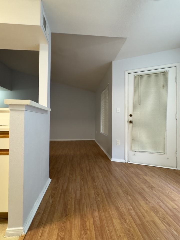 2607 Northwest 33rd Street #2116 - Photo 7 of 20