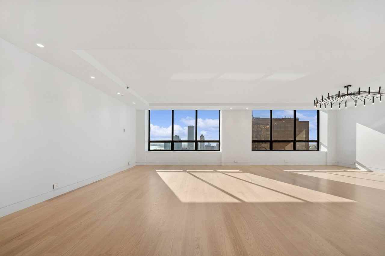 180 E Pearson St Apt 5805 #5805 - Photo 4 of 38