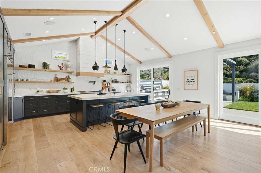 2848 Carob St - Photo 7 of 38