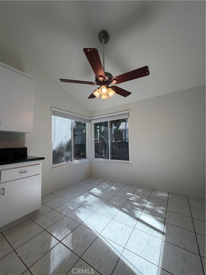 2866 Treeview Pl - Photo 6 of 42