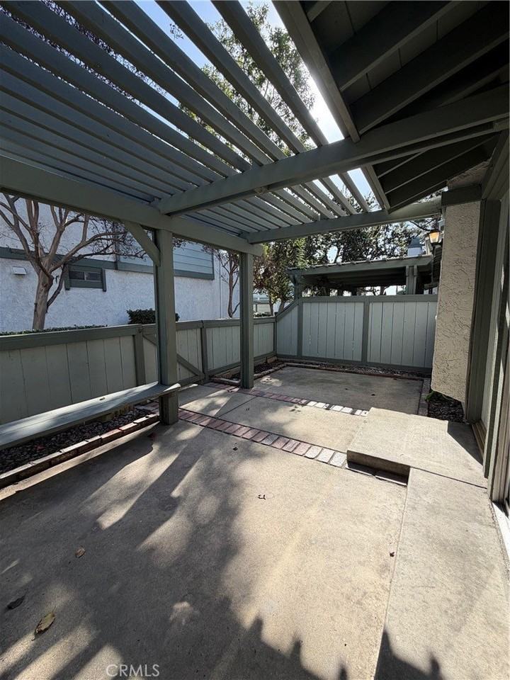 1916 E 5th St - Photo 5 of 20