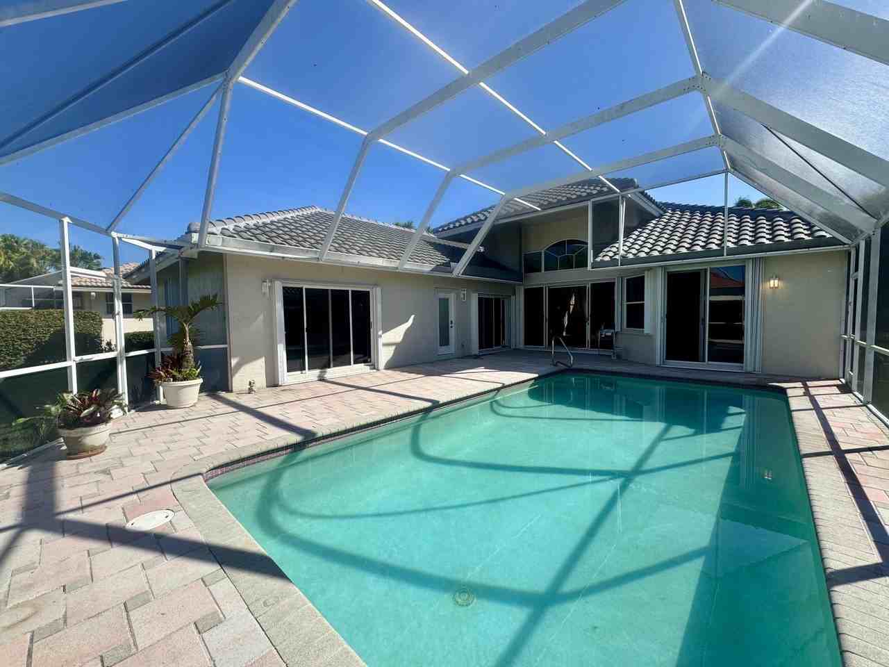 7686 La Corniche Cir - Photo 2 of 3