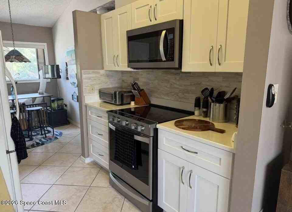 118 Beach Park Ln Unit V26 #V26 - Photo 3 of 9