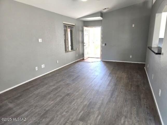 8832 N Mesquite Bluffs Pl - Photo 2 of 16