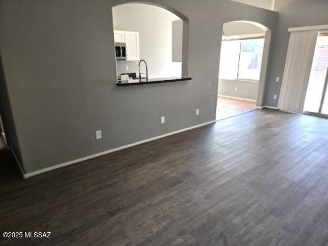 8832 N Mesquite Bluffs Pl - Photo 4 of 16