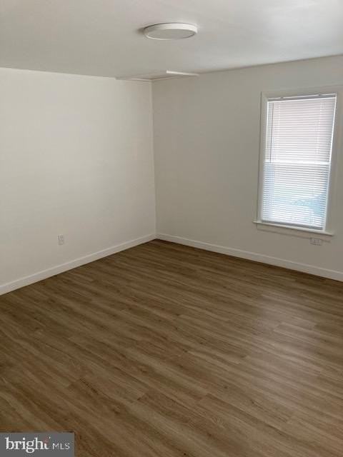 215 E Elder St - Photo 6 of 12