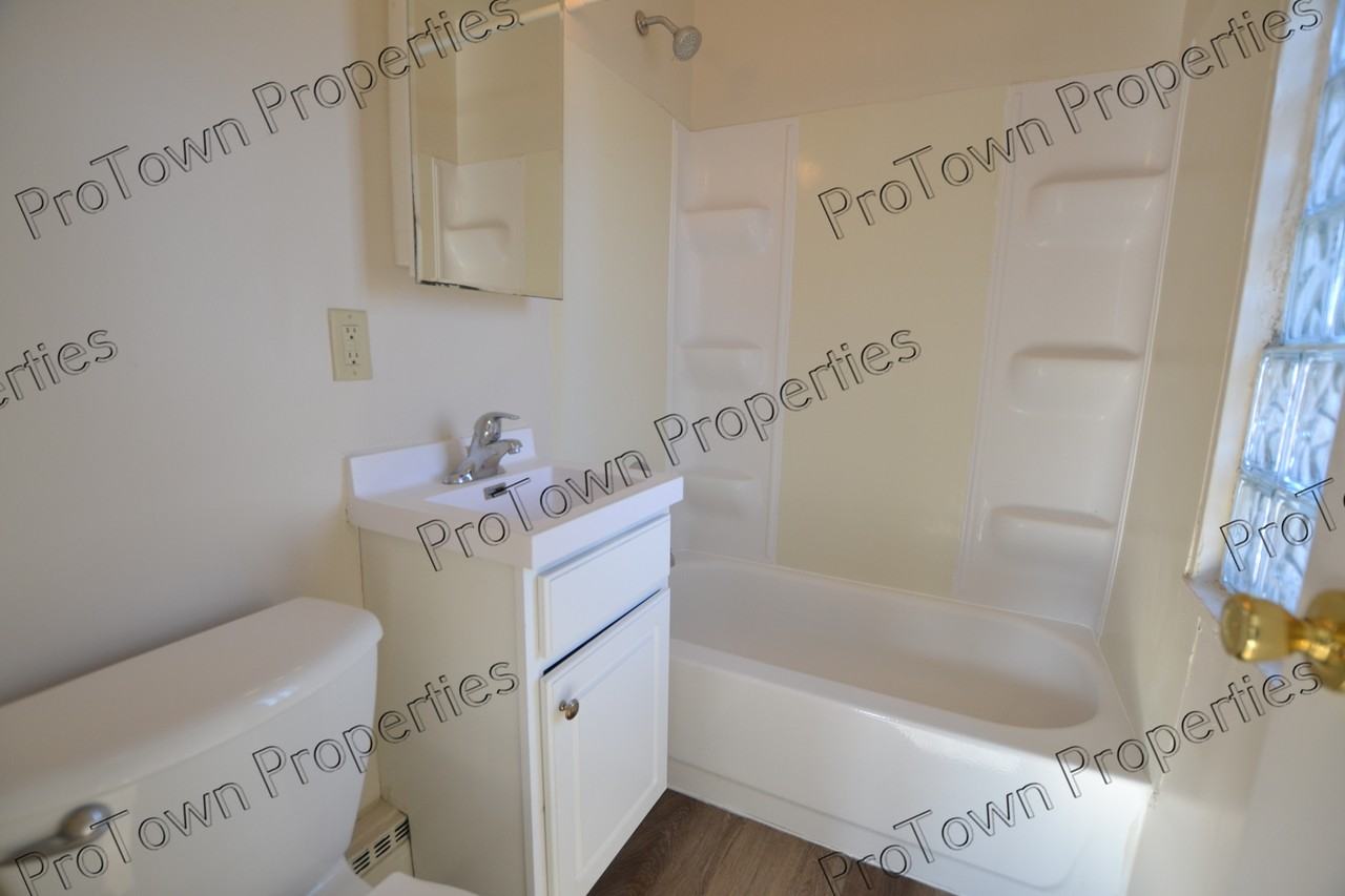 226 North Broadway Street #2 - Photo 6 of 6