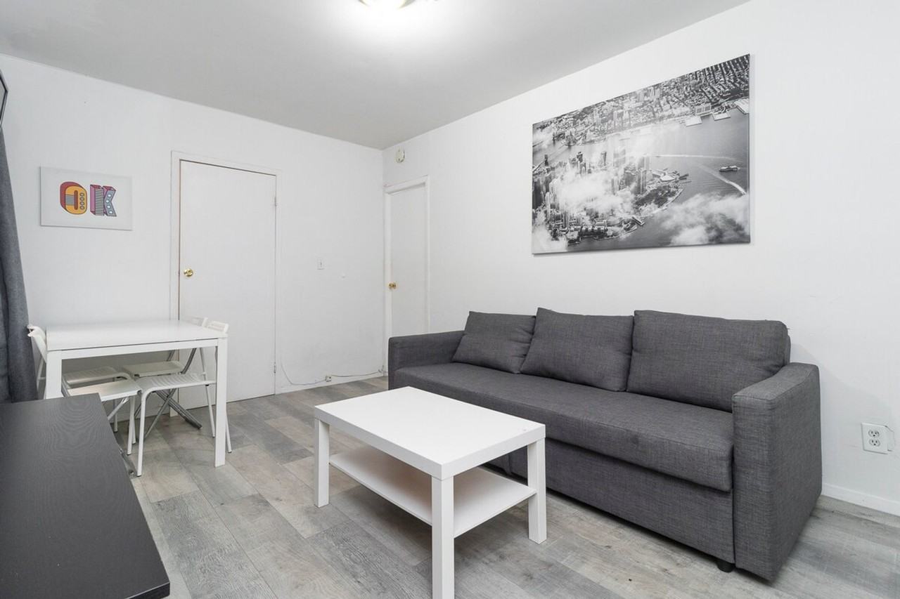 215 B East 95th Street - Photo 4 of 34