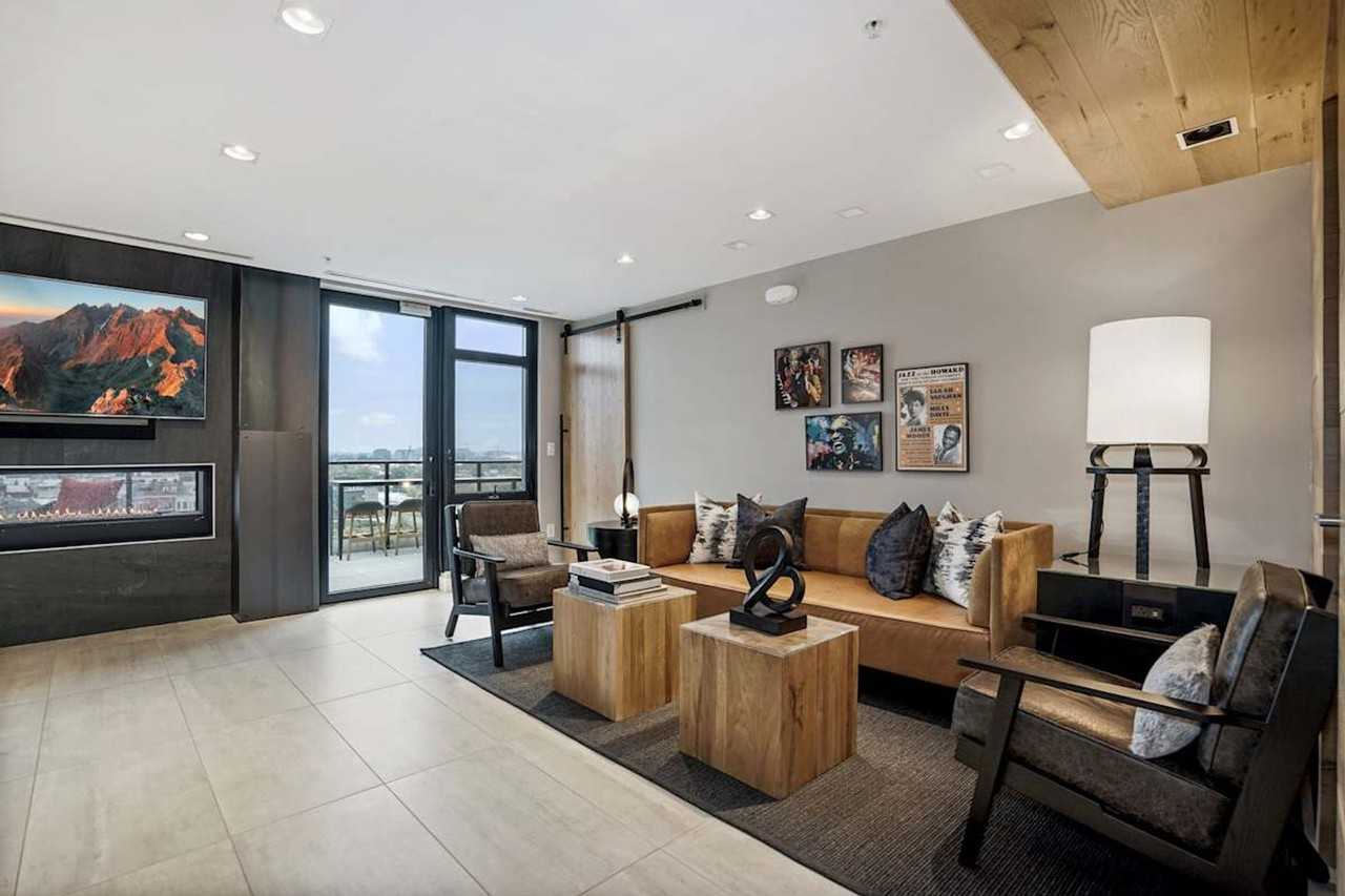 904 T St Nw #1395470P - Photo 2 of 34