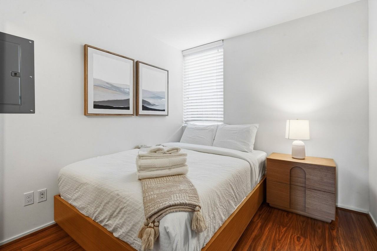 1464 Nw 70th St #1438304P - Photo 7 of 29