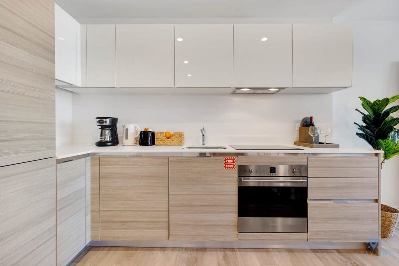 777 N Ocean Dr #1227264P - Photo 7 of 50