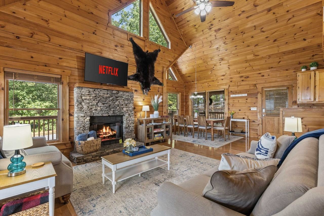 105 Joanna Ct #1322512P - Photo 6 of 50