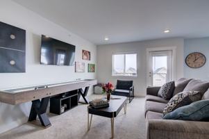 featured image of 5242 Fallon St