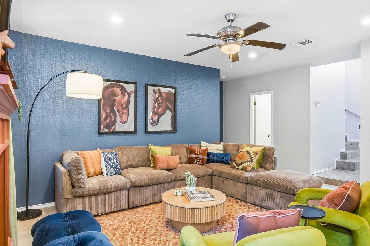 11126 Quail Rise #1363344P - Photo 2 of 50