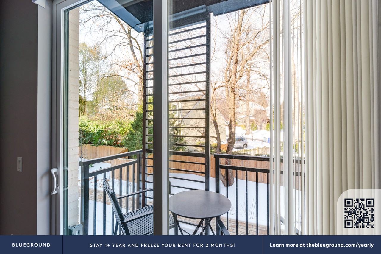 3929 Landmark Ct #1246 - Photo 7 of 25