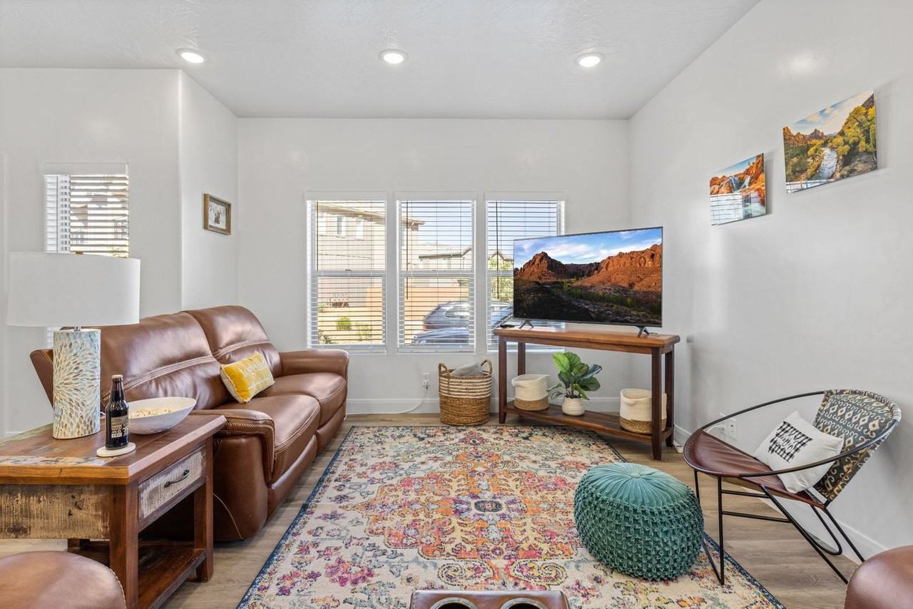 350 West Old Highway #1389632P - Photo 3 of 47