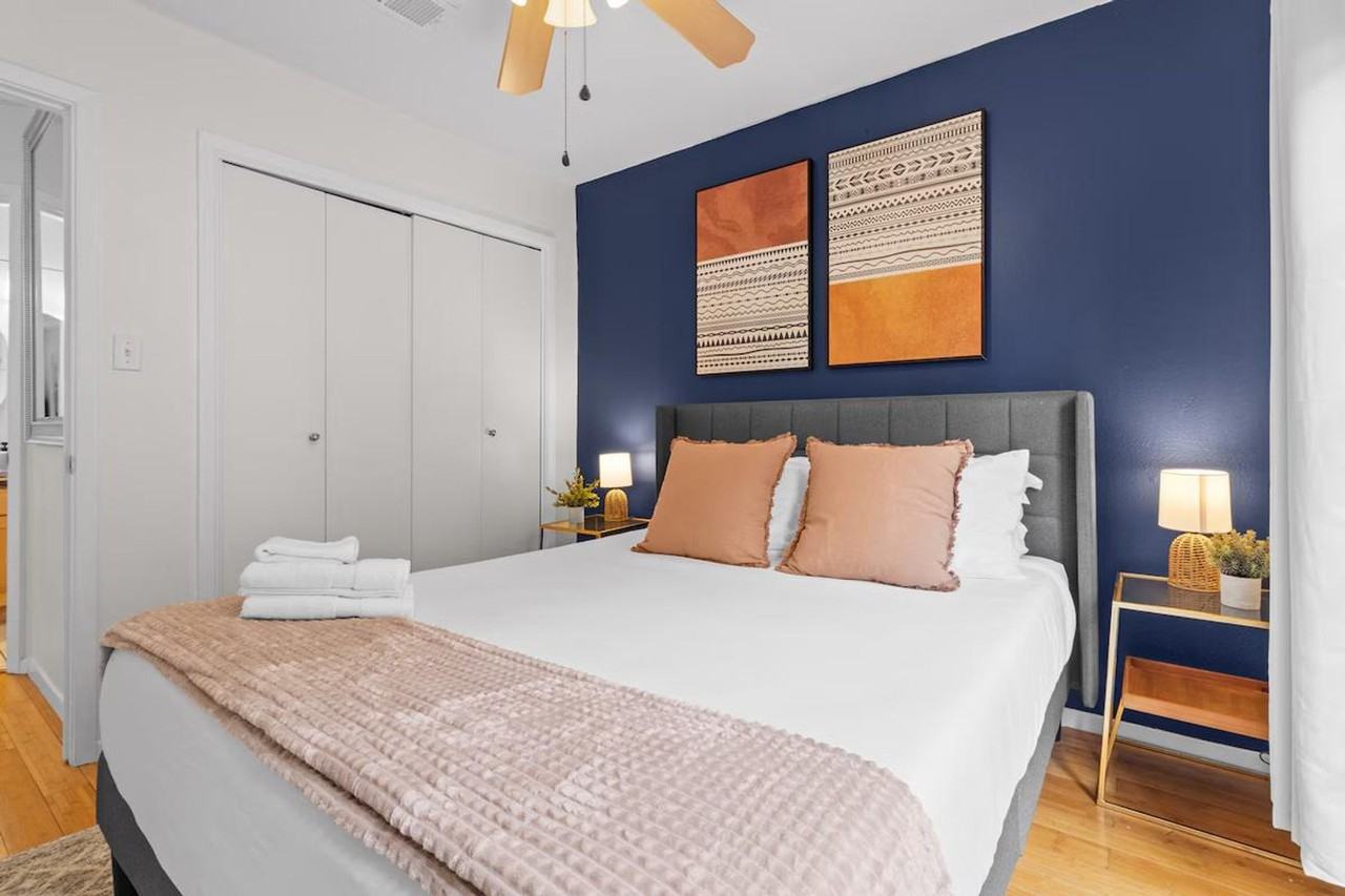 708 S 1st St #1422350P - Photo 7 of 38