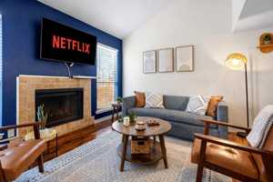 featured image of 800 S 1st St