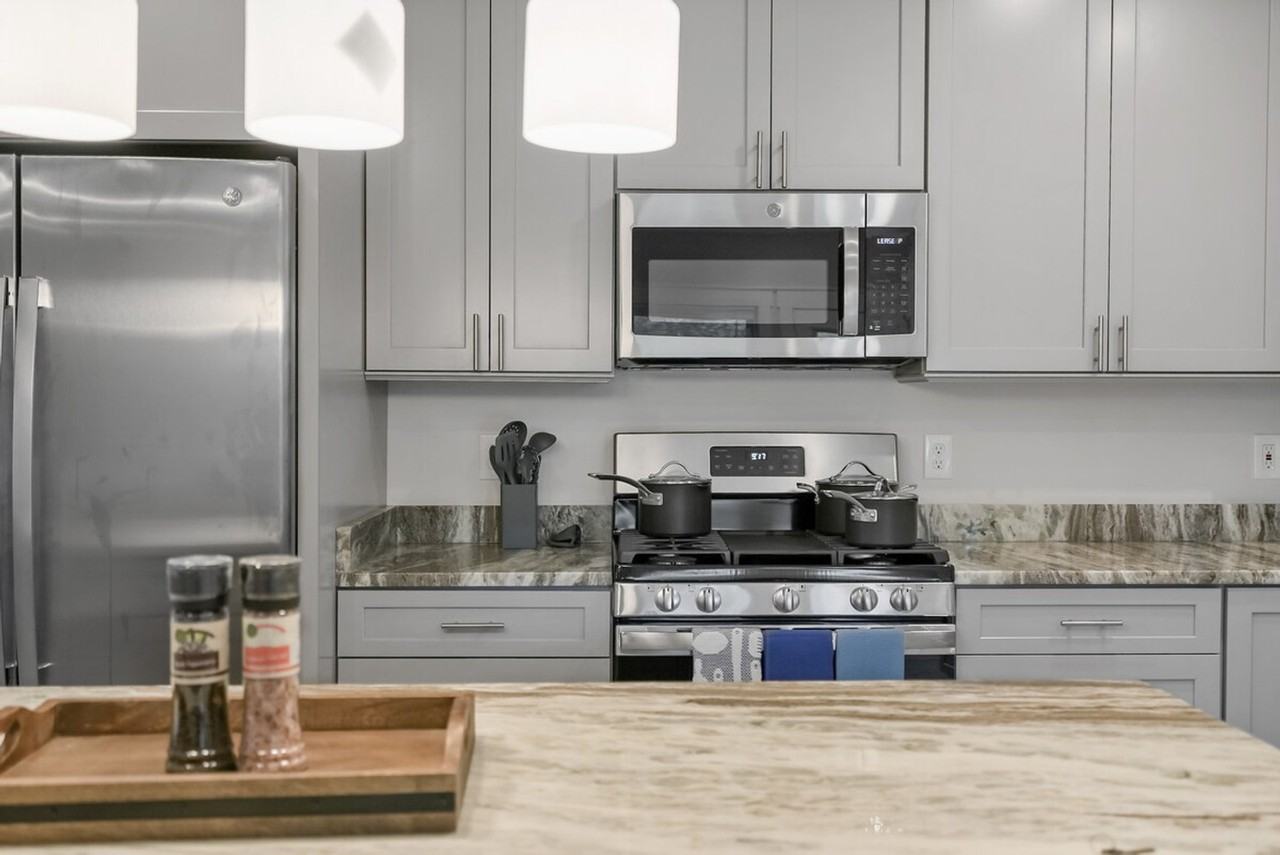 7900 Heritage Dr #1395478P - Photo 3 of 48