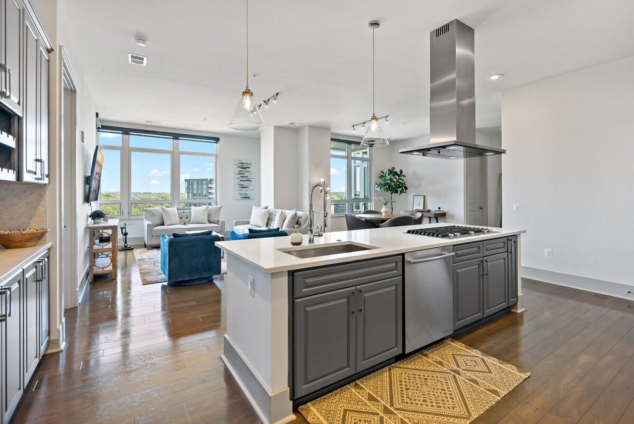 1820 Fonthill Ct #1395404P - Photo 3 of 50